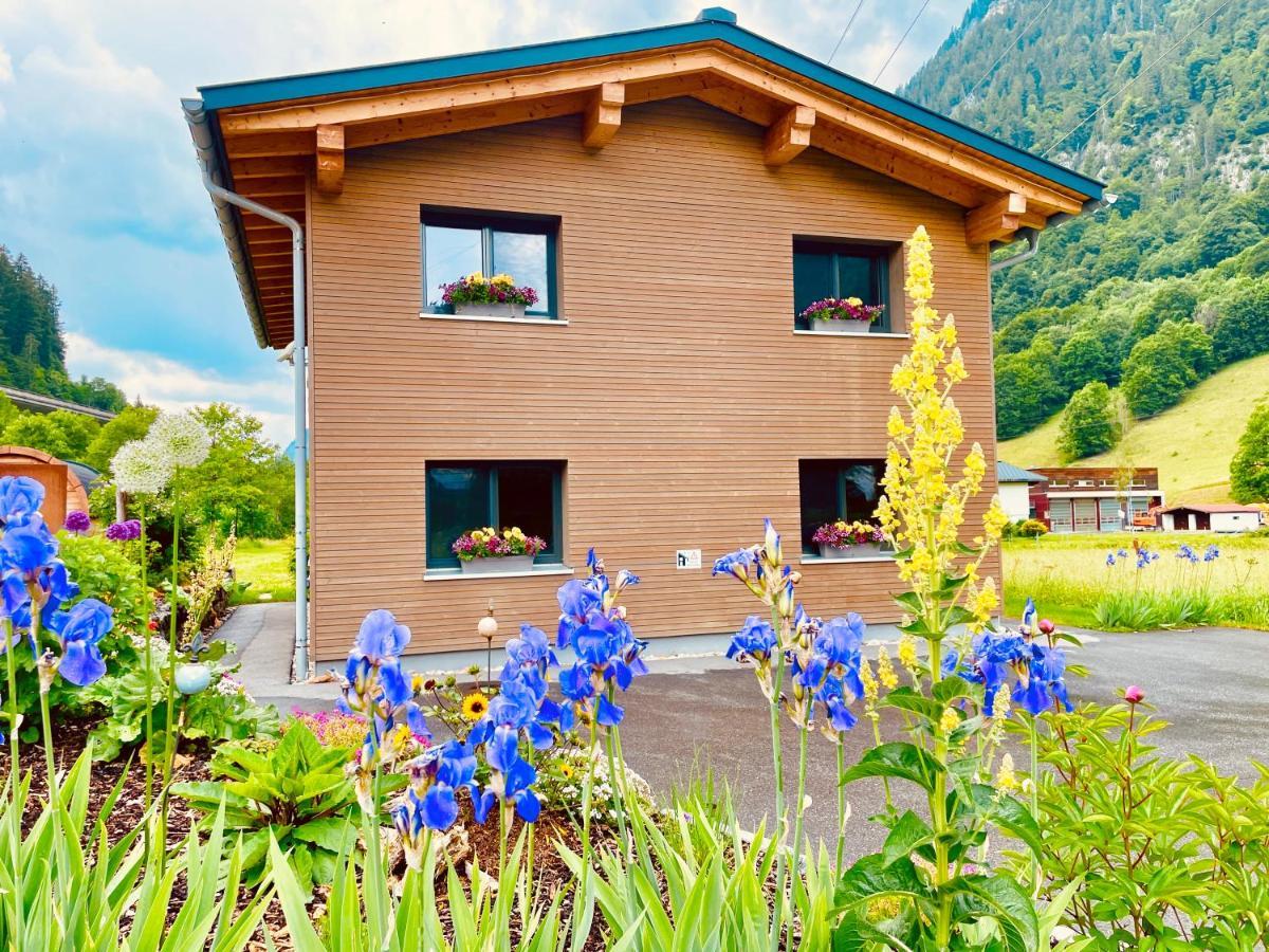 Woodpecker Chalets クレスターレ・アム・アールベルク エクステリア 写真